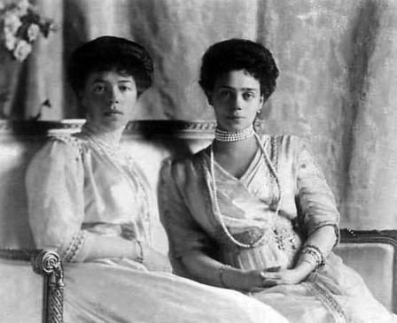 Княгиня Ольга Романова с сестрой