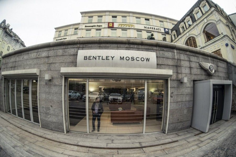 Салон Bentley в Москве 